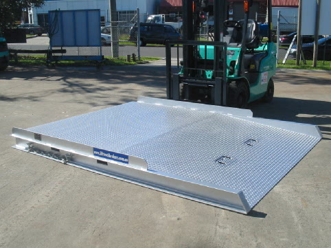 Hire Container Ramp 8000 kg Capacity Level Entry