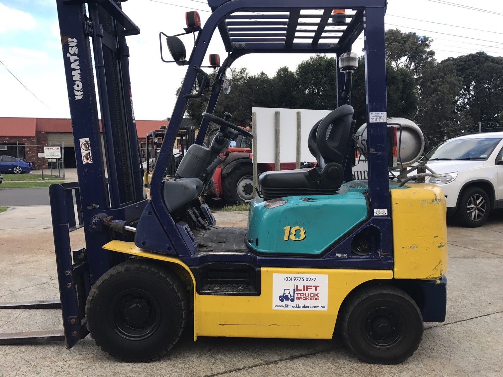 Komatsu FG18T-16 LPG Forklift with 4m Clear View Mast
