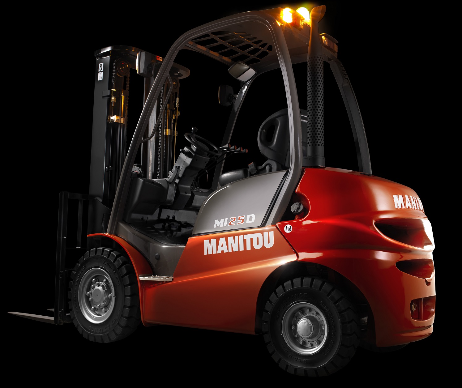 NEW MANITOU MI25 - EUROPEAN DESIGN - JAPANESE RELIABILITY